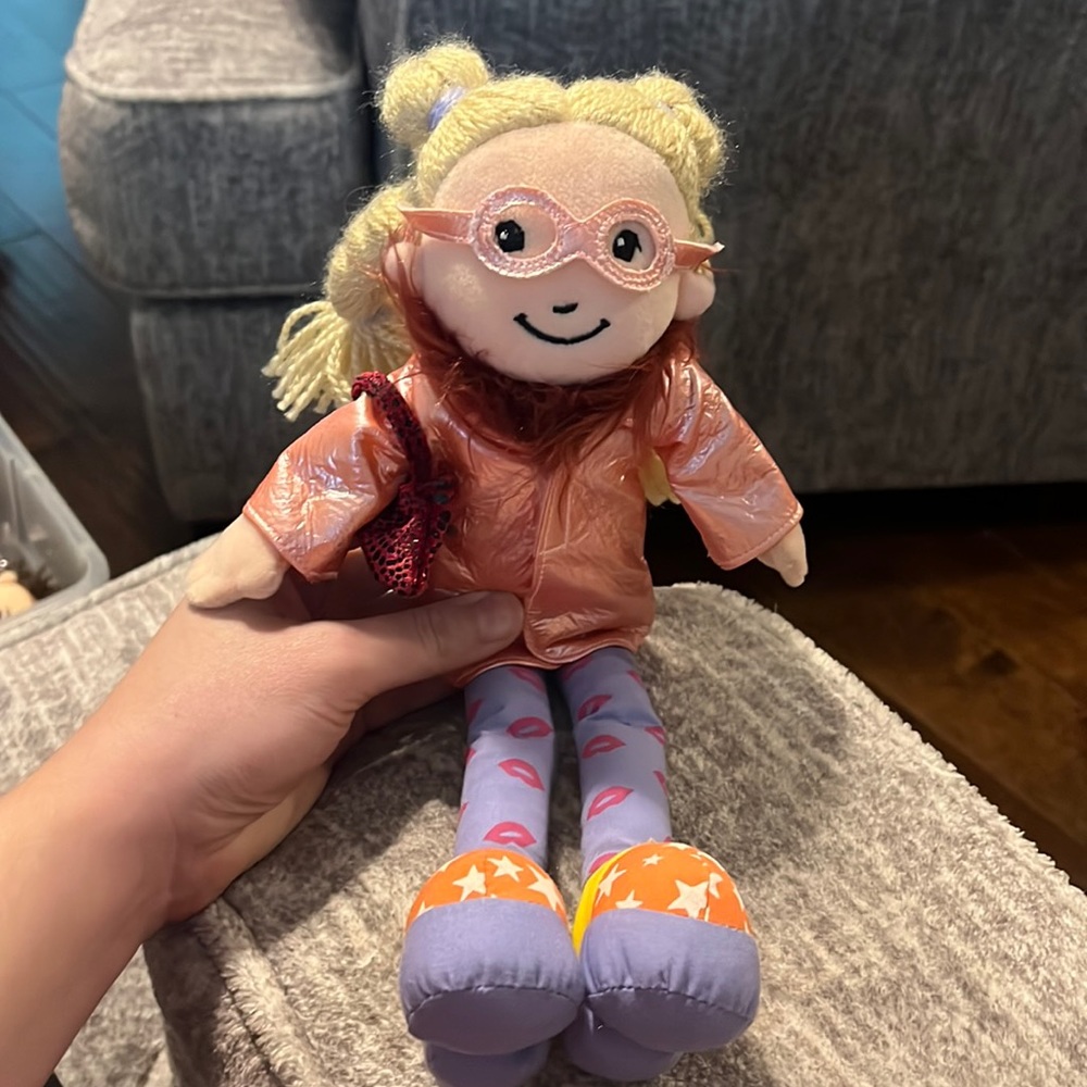 Groovy Girls Kayla Plush Soft Doll Light Brown Hair Brown 2001 Manhattan Toy